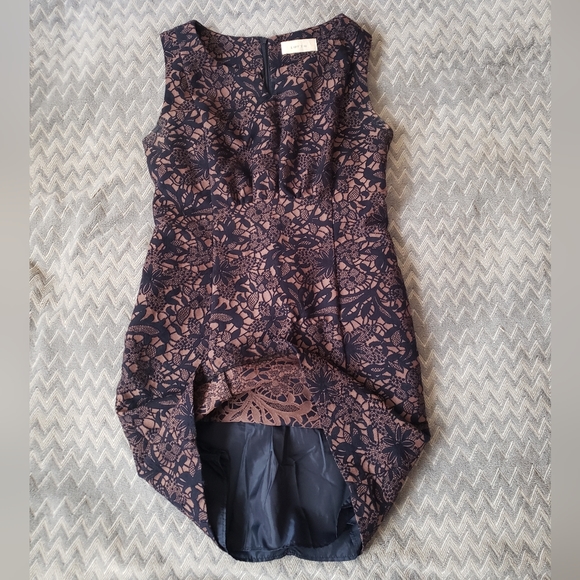 Loft 82 navy blue and cream floral lace dress - Picture 2 of 9